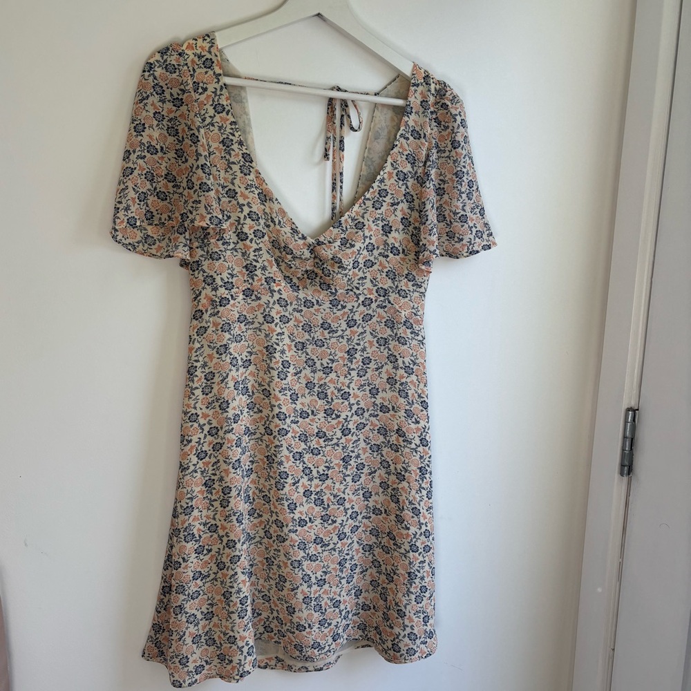 UO Spring Shower Chiffon Tie-Back Mini Dress - Picture 3 of 10